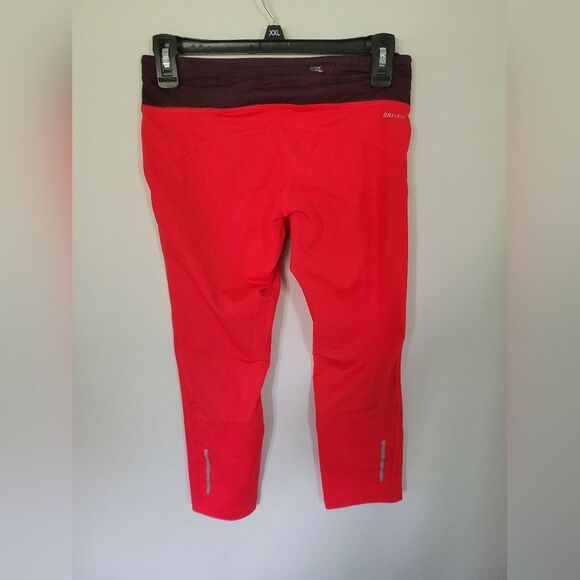 Nike Dri fit adjustable waist crop leggings, size S - Picture 3 of 7